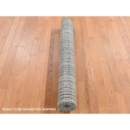 4'X5'10" Green Modern Criss Cross Design Pure Wool Hand Knotted Rug