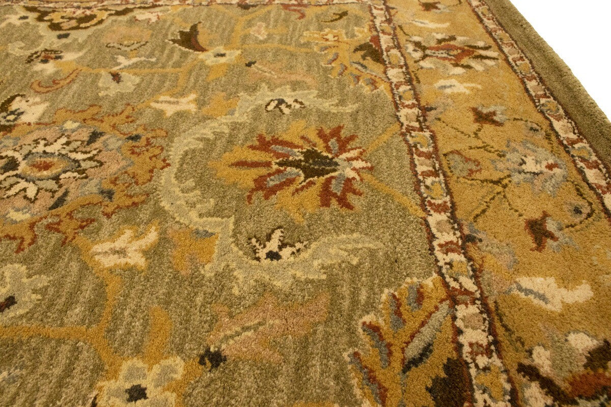 Traditional Hand-Tufted Oriental Rug Floral