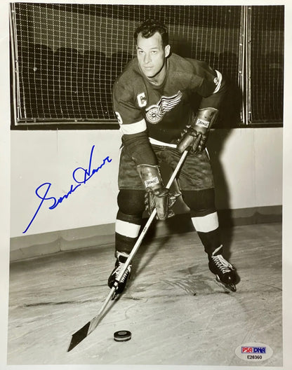 Gordie Howe Autographed 8X10 Hockey Photo (Jsa)