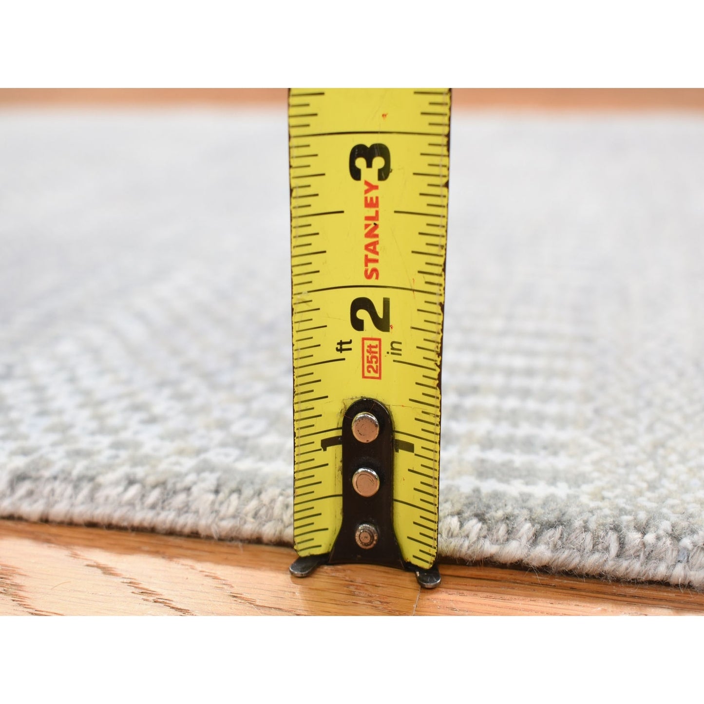 2'7"X8' Gray Modern Grass Design Wool And Silk Hand Knotted Runner Rug
