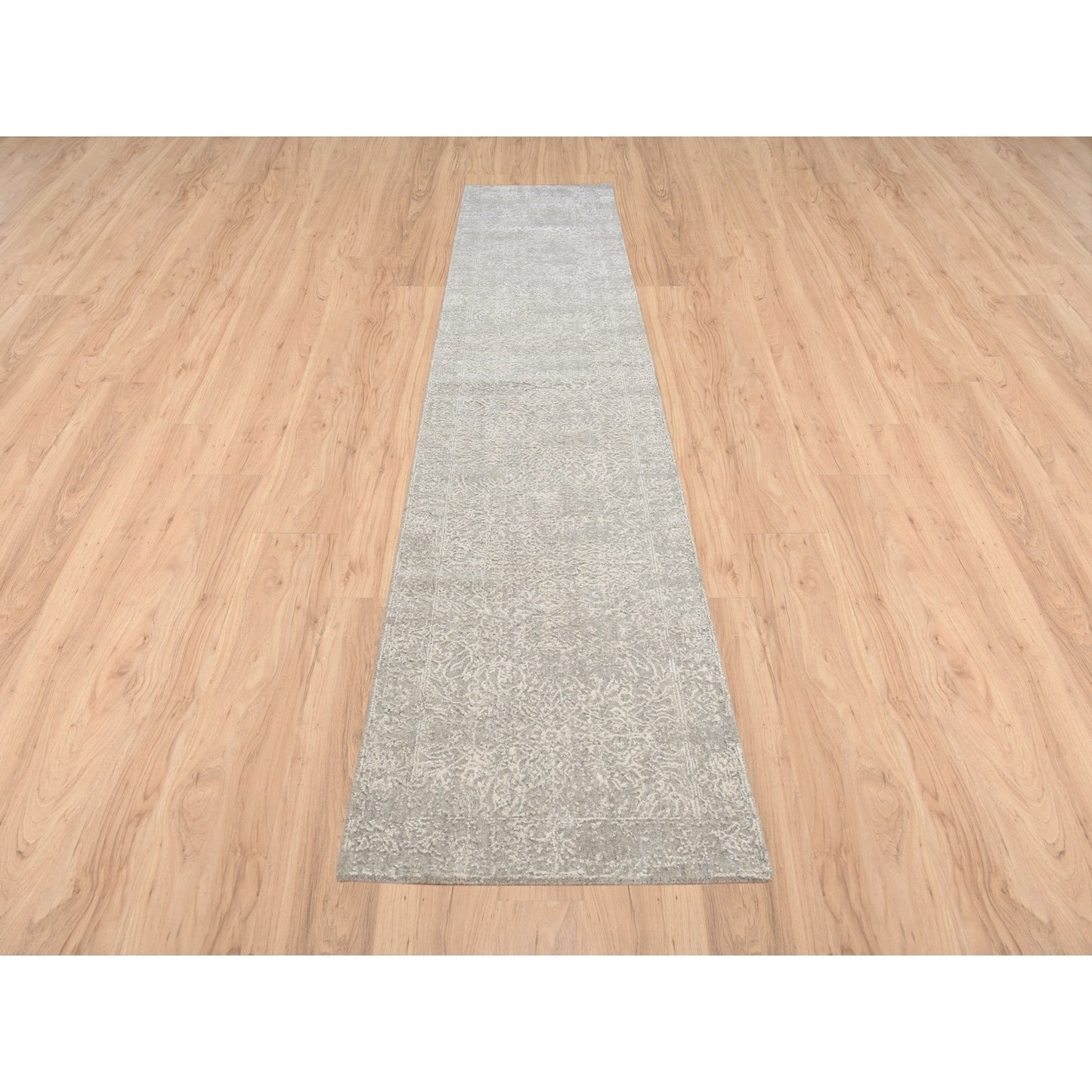 2'7"X12' Beige Wool And Silk Hand Loomed Fine Jacquard Round Rug