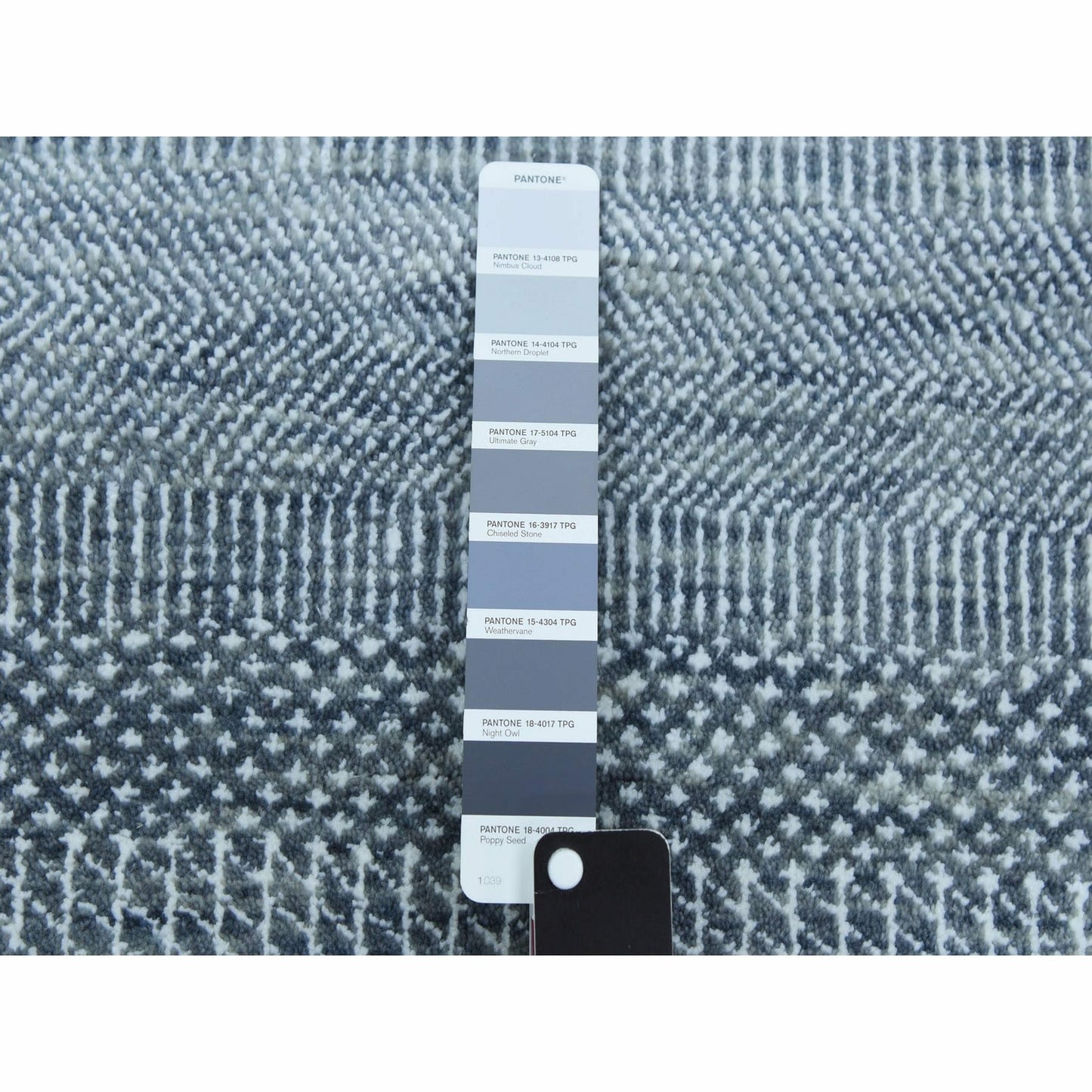 2'10"X10'2" Gray Modern Grass Design Wool/Silk Hand Knotted Runner Rug