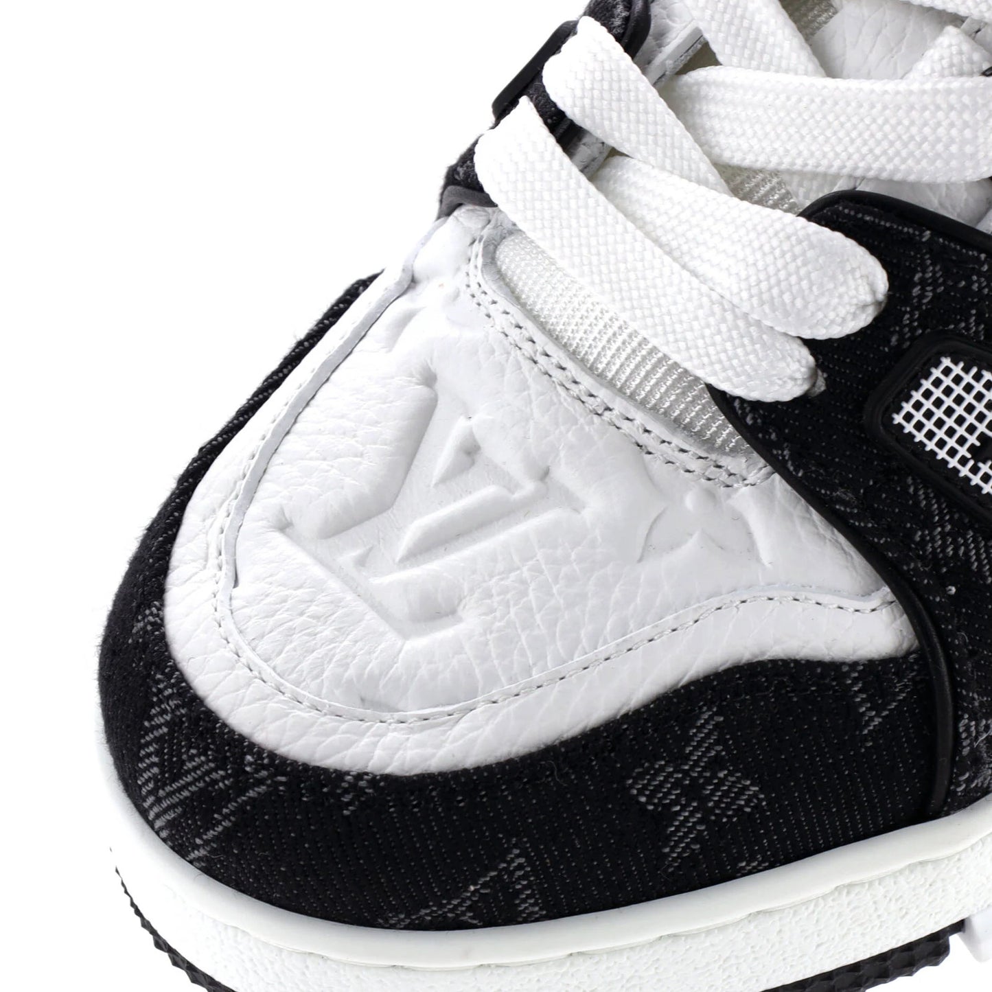 Louis Vuitton Men'S Lv Trainer Sneakers Monogram Empreinte Leather And Monogram