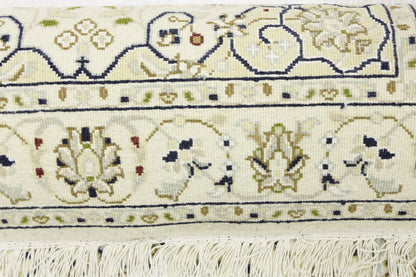 Indo-Nain Hand-Knotted Wool Oriental Rug Classic