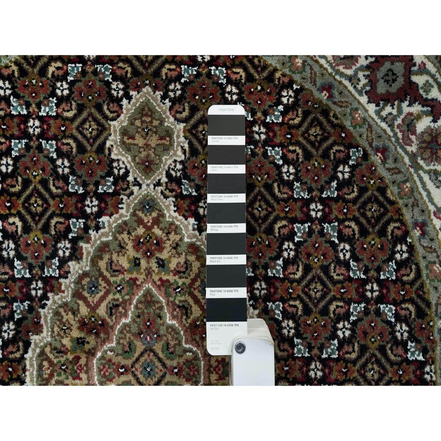 3'4"X3'4" Black 175 Kpsi Wool Hand Knotted Tebraz Round Oriental Rug
