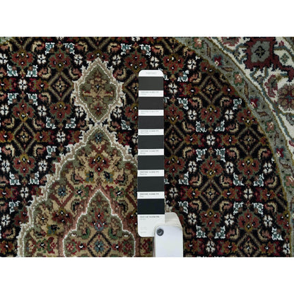 3'4"X3'4" Black 175 Kpsi Wool Hand Knotted Tebraz Round Oriental Rug