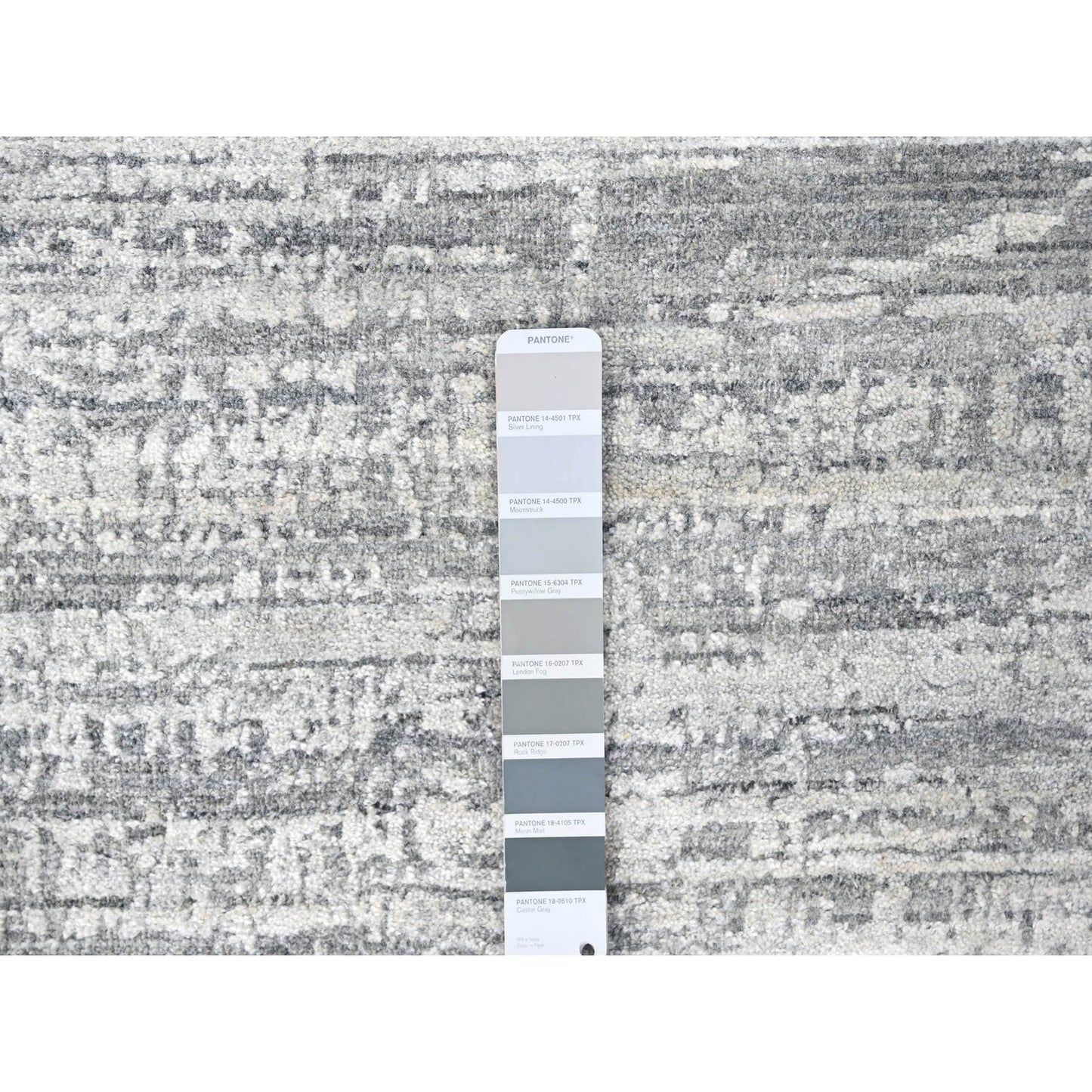 4'2"X6' Mist Gray Wool And Plant Based Silk Hand Loomed Modern Design Rug