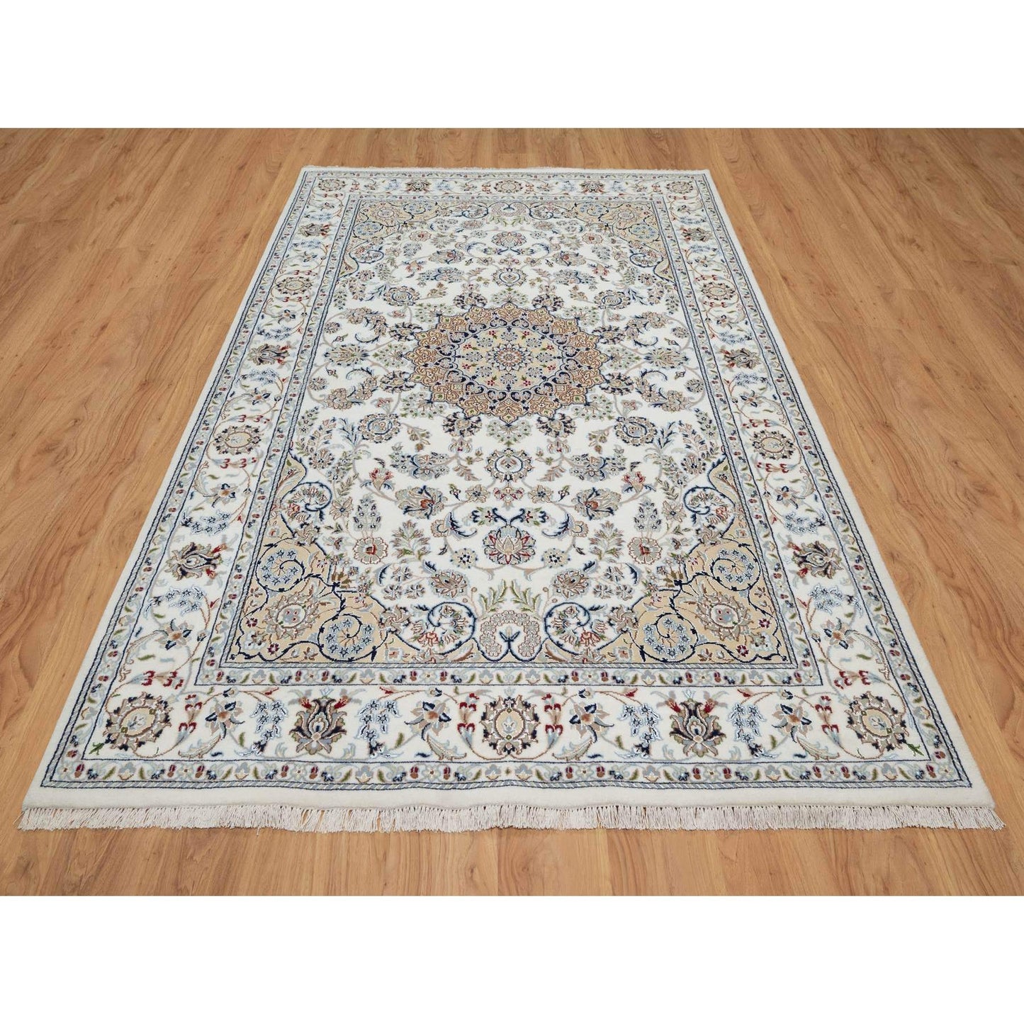 5'10"X9'2" Pearl White, 250 Kpsi, Hand Knotted Nain Wool And Silk Rug