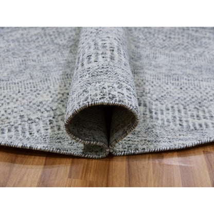 7'9"X7'9" Gray Undyed Pure Wool Grass Design Hand Knotted Round Rug