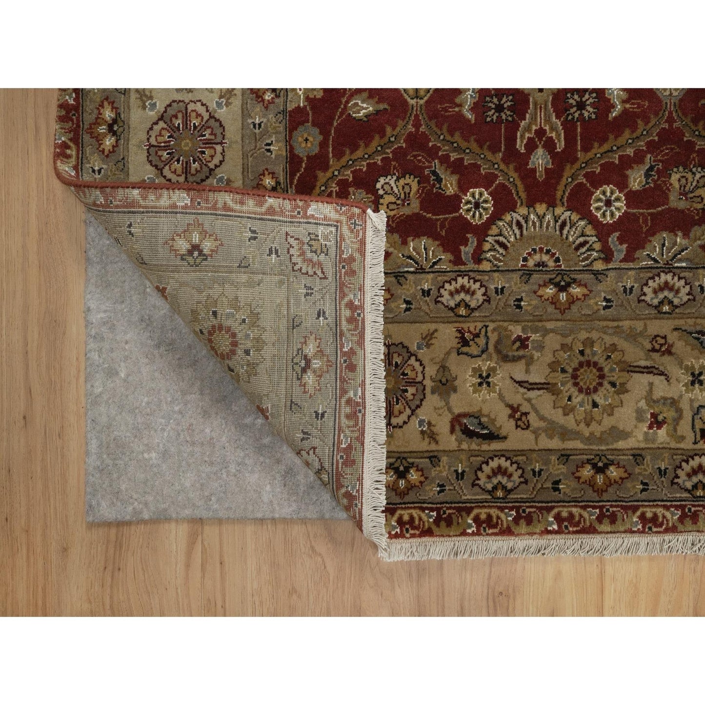 5'9"X8' Red Hereke With All Over Design Wool And Silk Hand Knotted Rug