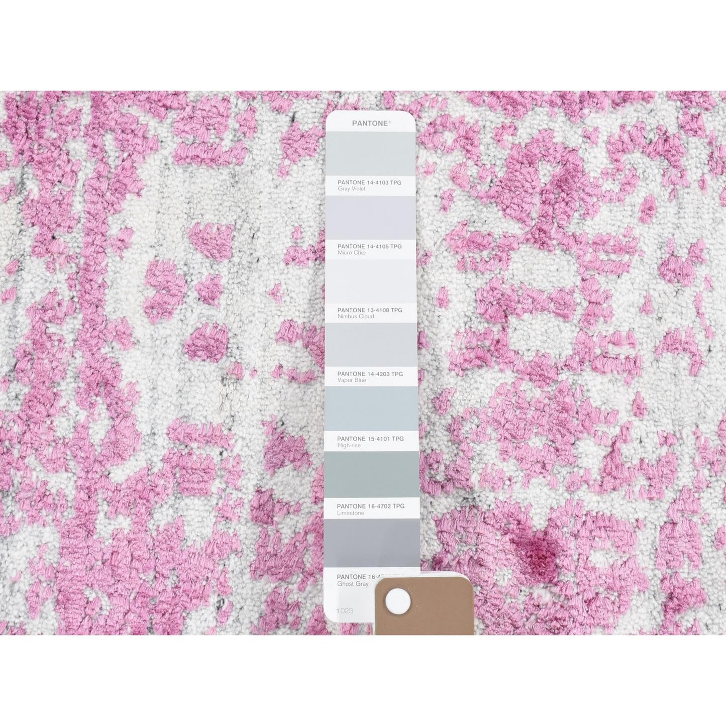 2'X3' Pink Fine Jacquard Hand Loomed Wool And Plant Based Silk Mat Rug