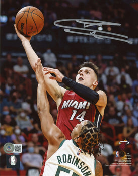 Tyler Herro Autographed Shooting 8X10 Basketball Photo (Beckett)