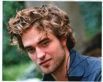 Robert Pattinson Autographed 8X10 Photo