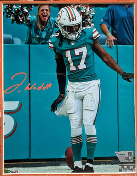 Jaylen Waddle Autographed 8X10 Framed Photo (Fanatics)