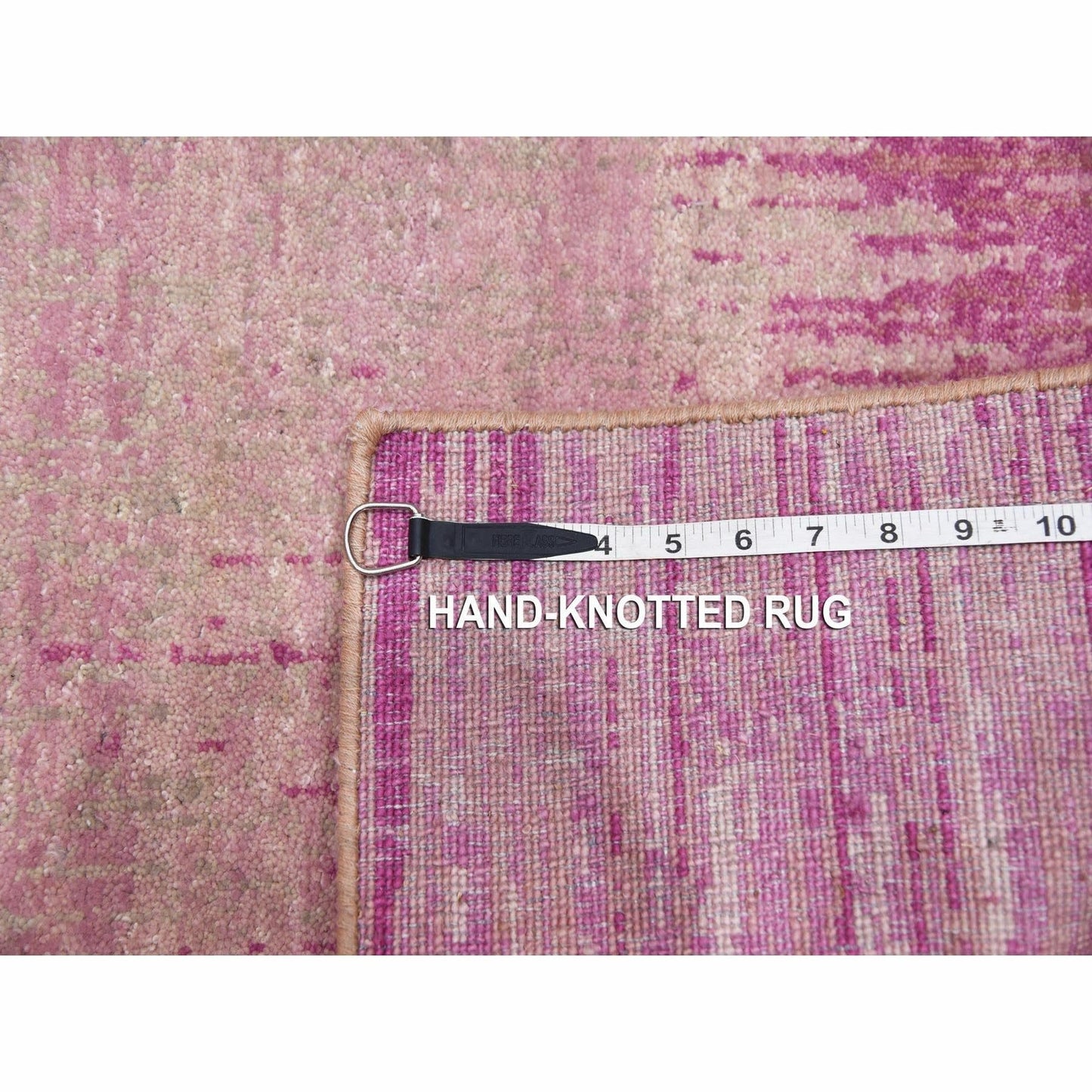 2'x3'2" Pink Vertical Ombre Design Natural Wool Hand Knotted Oriental Rug