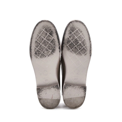 Chanel Women'S Cc Loafers Quilted Leather