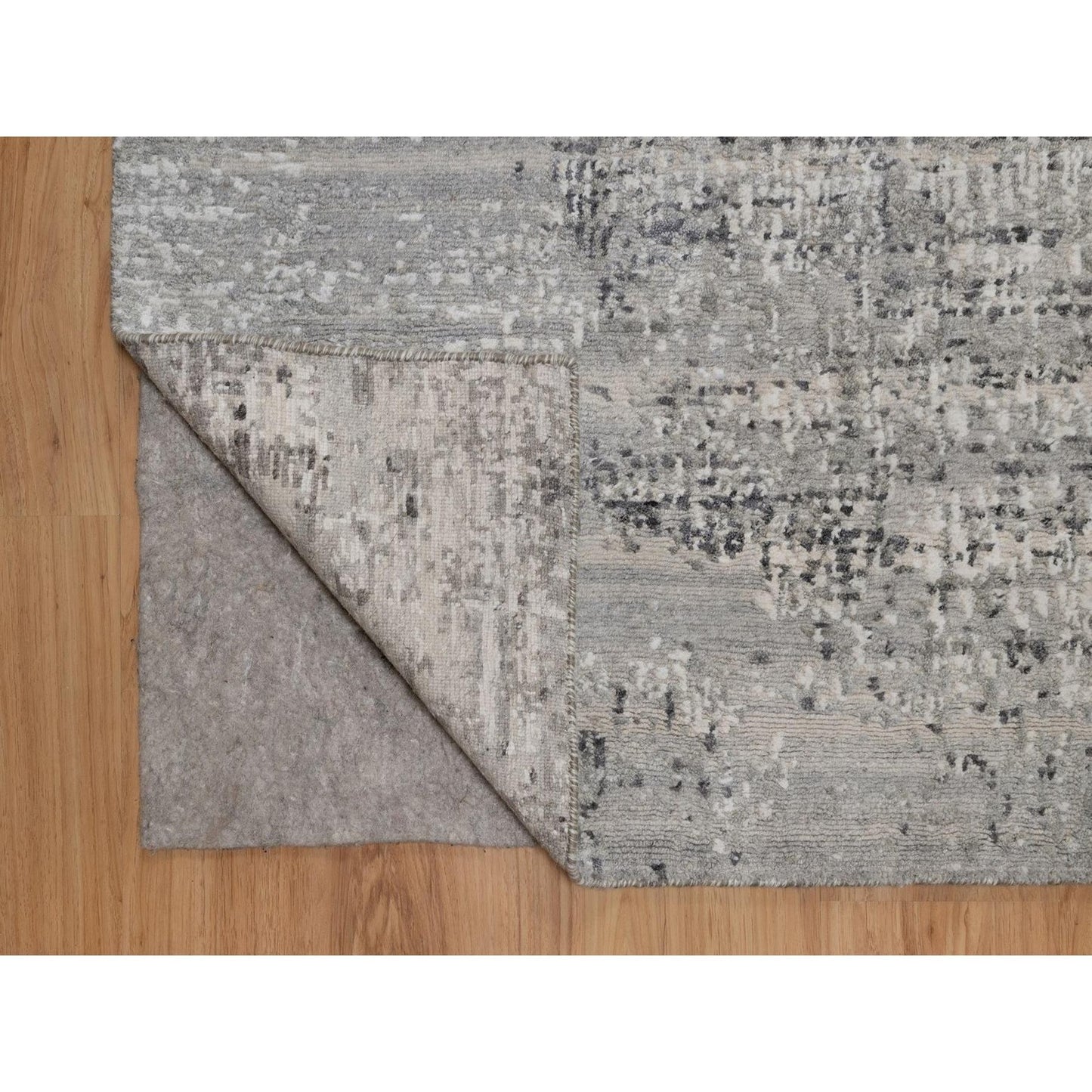 6'1"X9' Gray Modern Erased Design Undyed Natural Wool Hand Knotted Rug