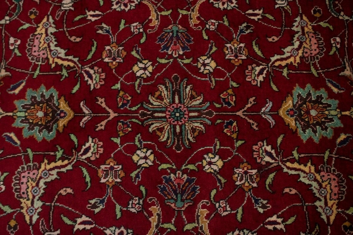 Vintage Handmade Wool Oriental Rug Classic Floral