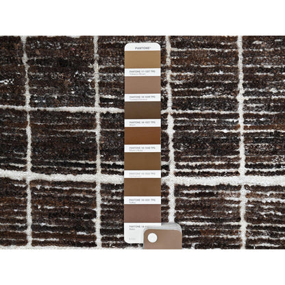 2'3"X2'8" Brown Moroccan Weave Grid Design Wool Hand Knotted Sample Rug