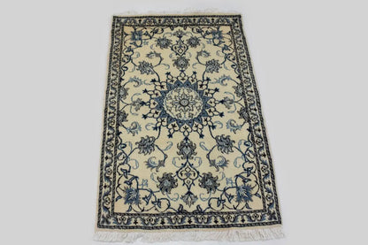 Classic Floral Plush 3X5 Nain Kashmar Oriental