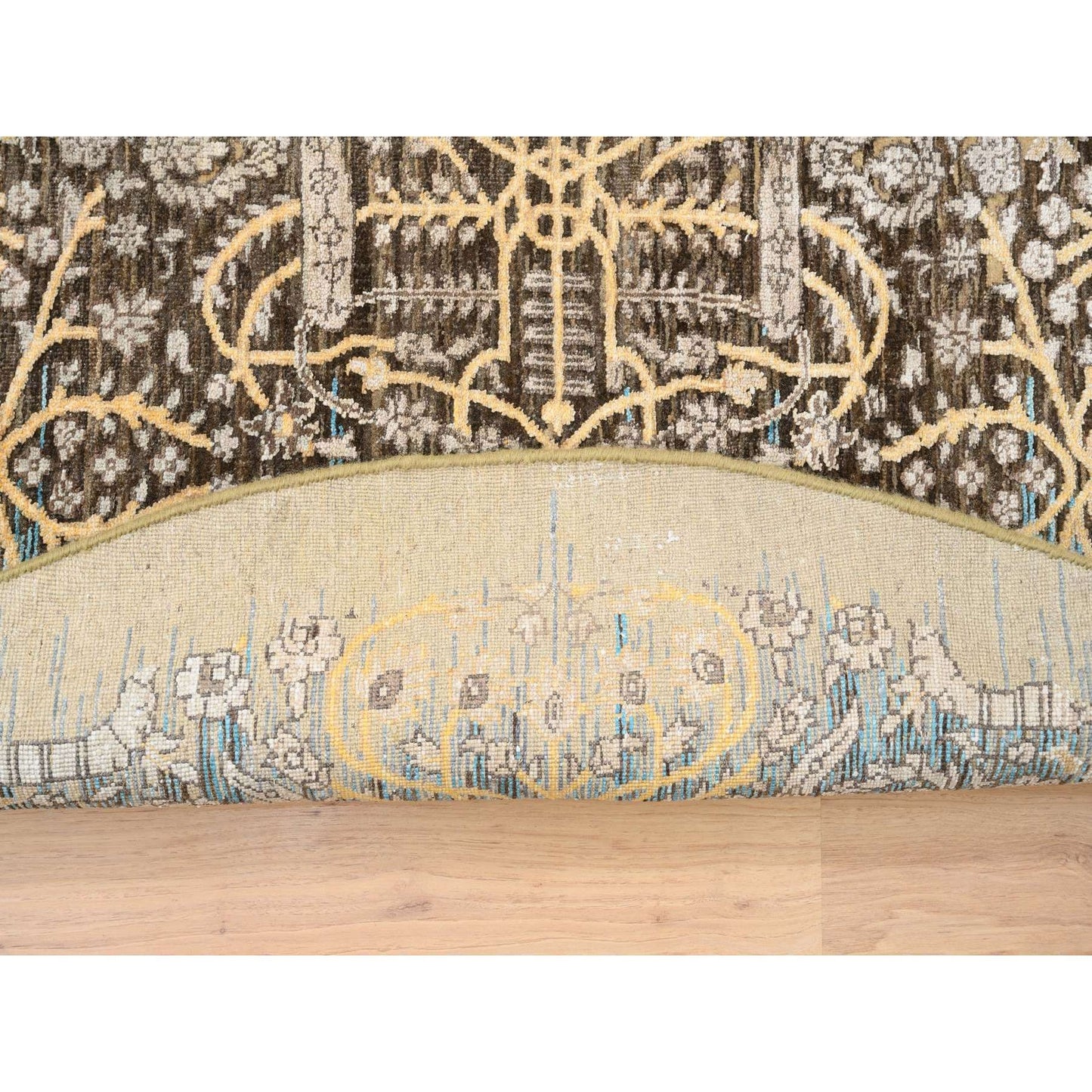6'X6' Gold Brown Saroogh Silk With Wool Hand Knotted Round Rug