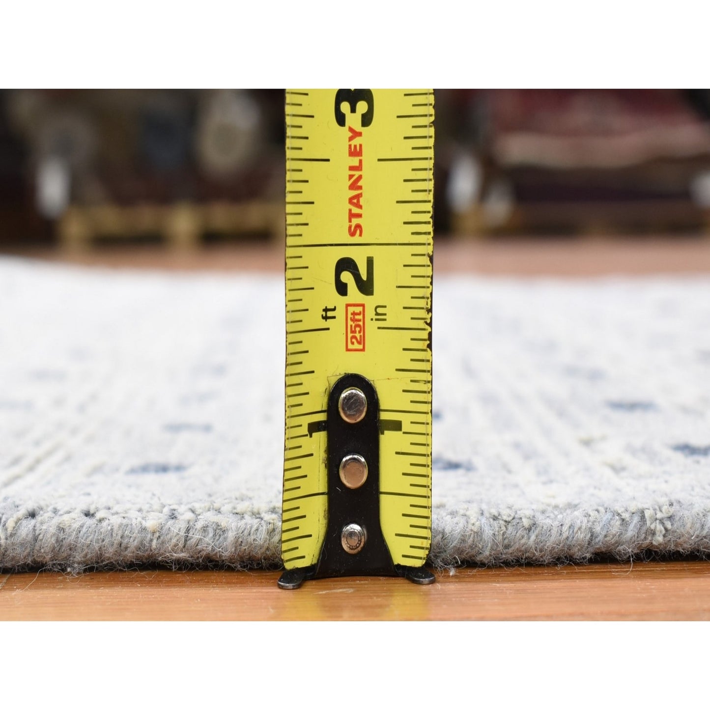 2'8"X8'1" Ivory Modern Pure Silk With Wool Hand Knotted Runner Rug