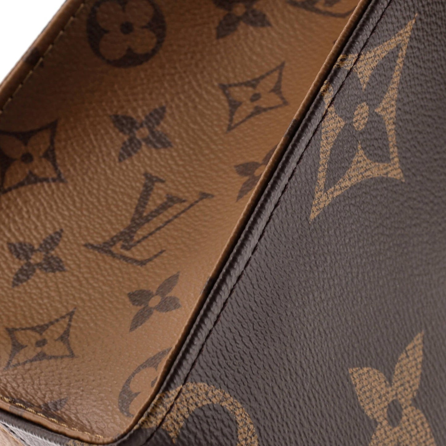 Louis Vuitton Onthego Tote Reverse Monogram Giant Pm