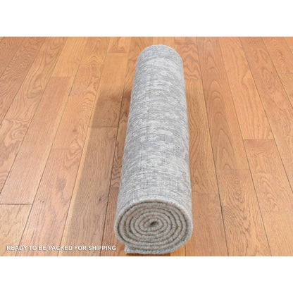 2'5"X6' Gray Broken Cypress Tree Silken Jacquard Hand Loomed Runner Rug