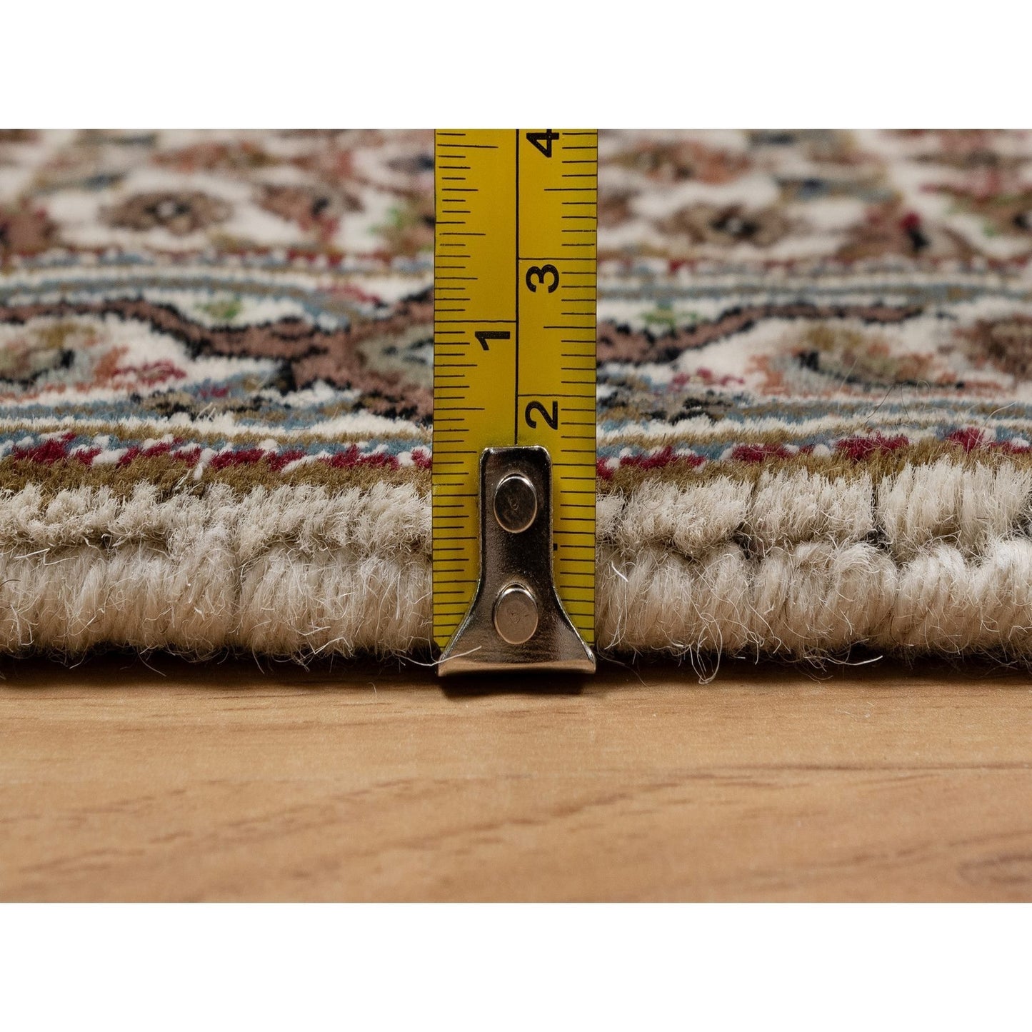 2'X3' White Hand Knotted Tebraz Mahi With Fish Design Pure Wool Mat Rug