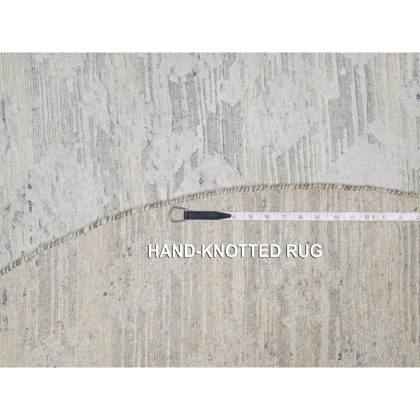 6'X6' Gray Modern Undyed Natural Wool Hand Knotted Round Oriental Rug