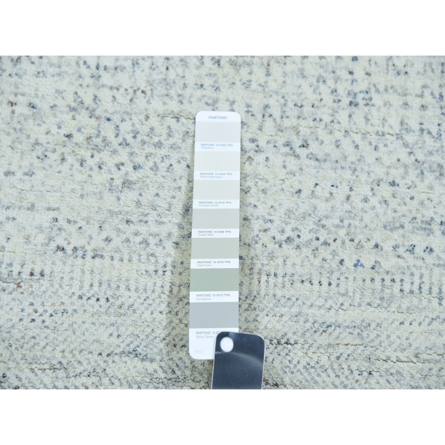 2'6"X8'1" Mindful Gray Undyed Wool Hand Knotted Grass Design Runner Rug