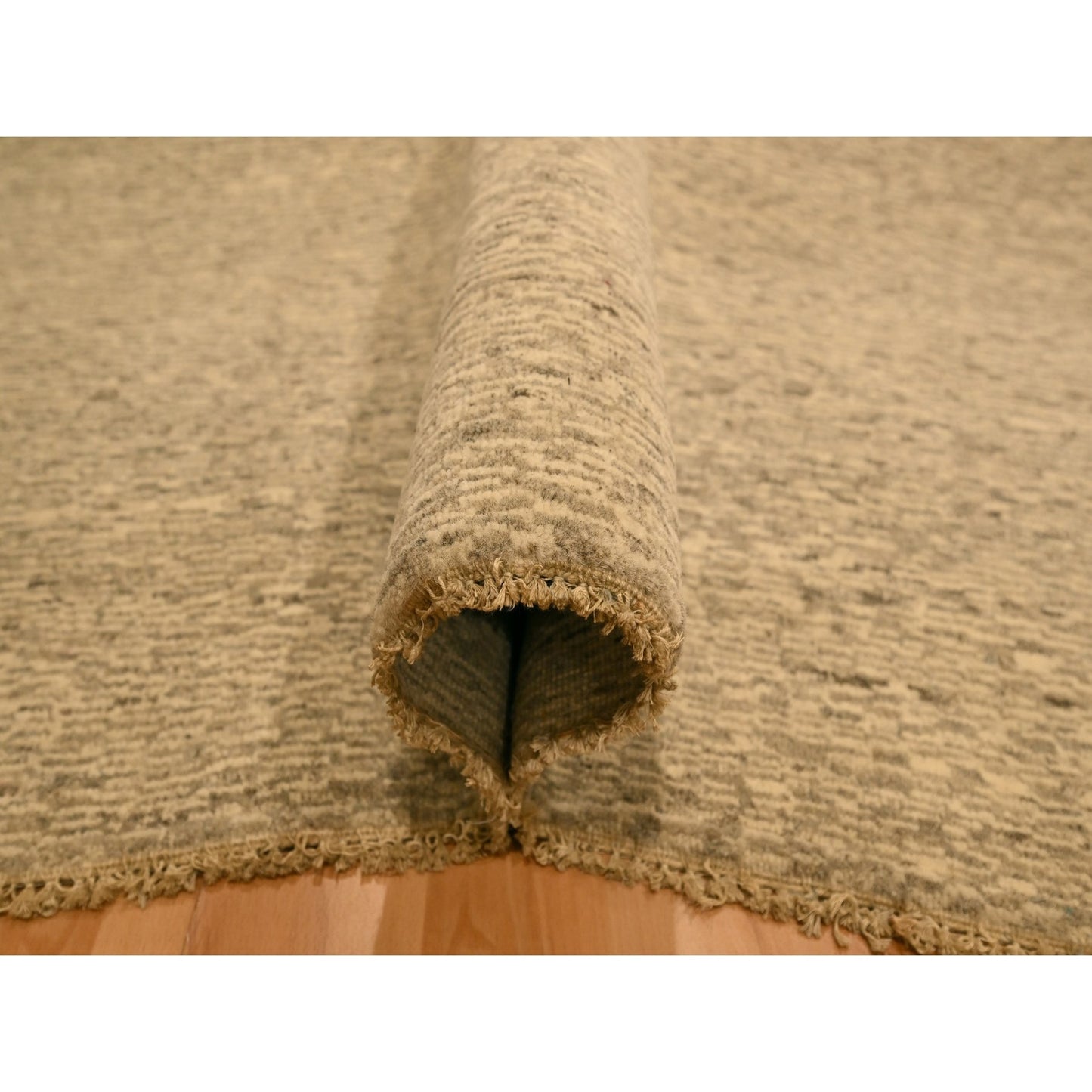 7'9"X9'7" Beige Tone On Tone Natural Wool Grass Design Hand Knotted Rug