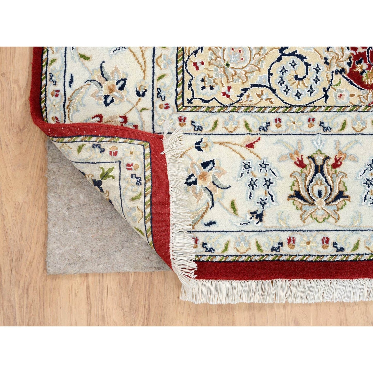 6'X6' Red Nain Flower Design 250 Kpsi Pure Wool Hand Knotted Square Rug