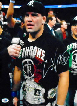 Cain Velasquez Autographed 11X14 Photo (Psa/Dna)
