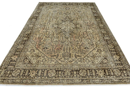 Distressed Antique Rug Muted Classic Floral