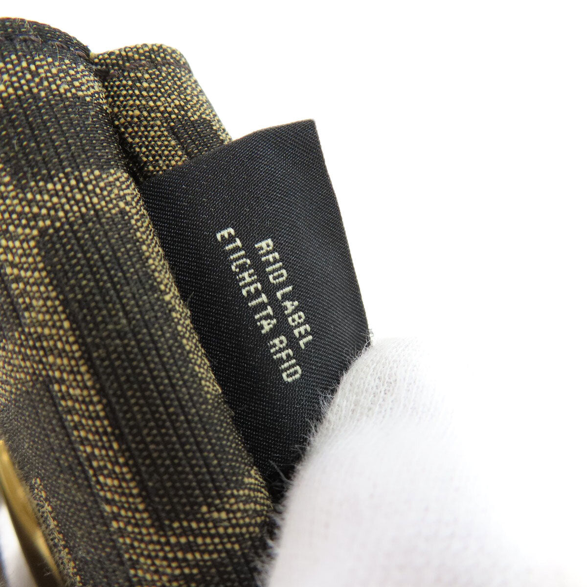 FENDI   Bifold Wallet with Coin Pocket Zucca