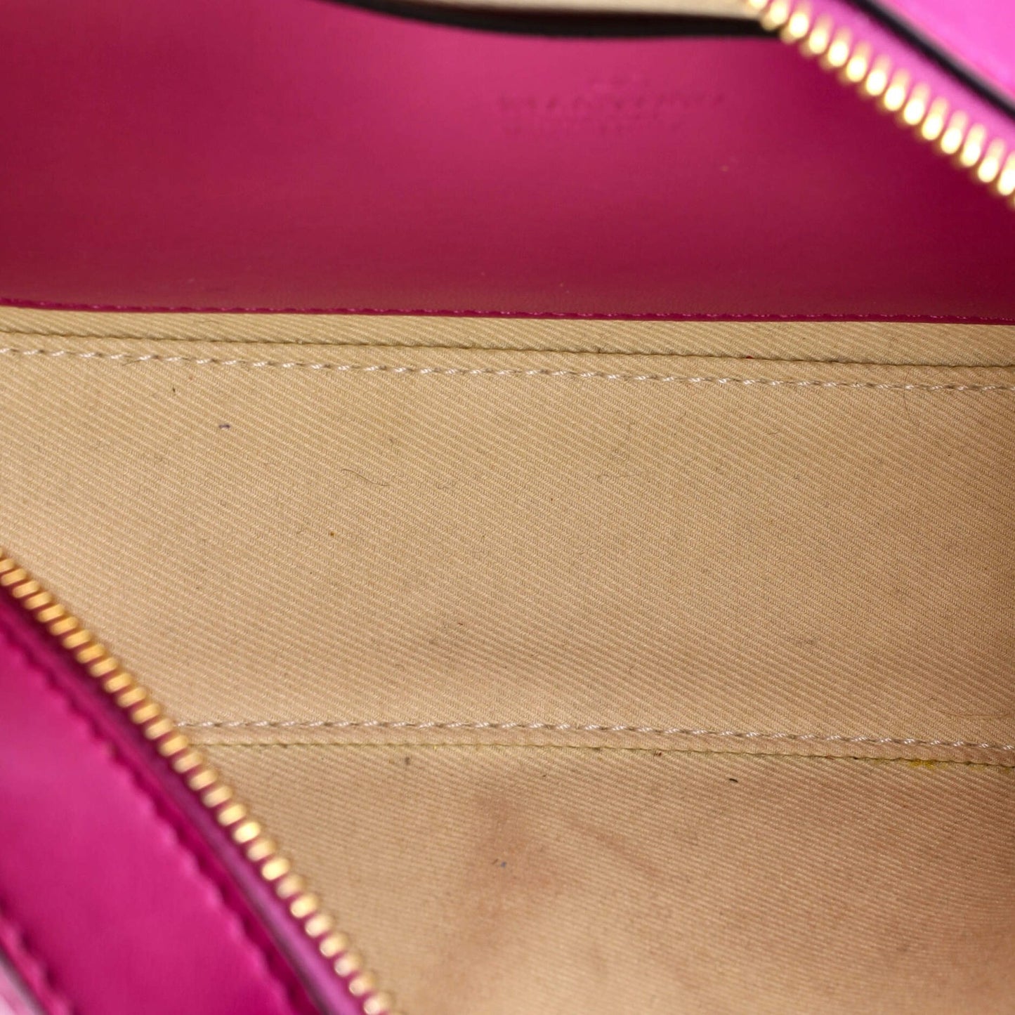 Valentino Garavani Vlogo Walk Crossbody Bag Leather