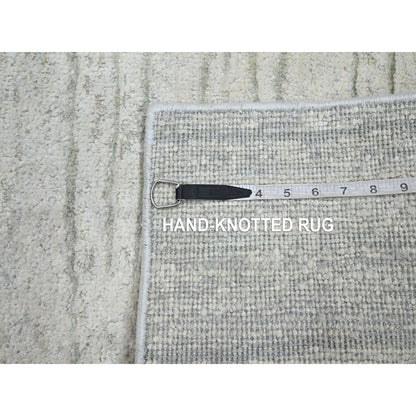 2'X3' Pearl White Modern Wavy Design Hand Knotted All Silk Sample Mat Rug