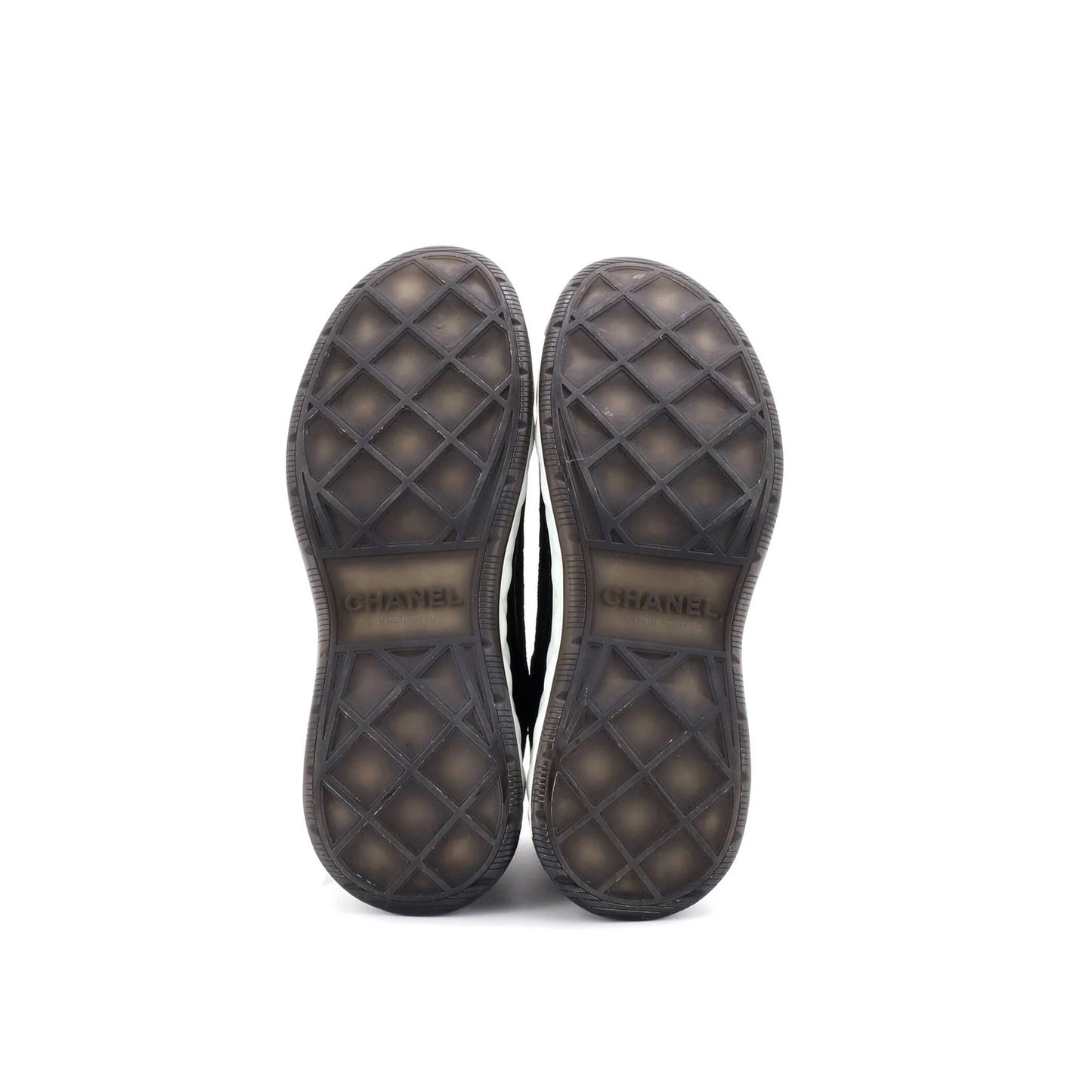 Chanel Women'S Cc Cap Toe Logo Sneakers Suede And Mixed Fibers