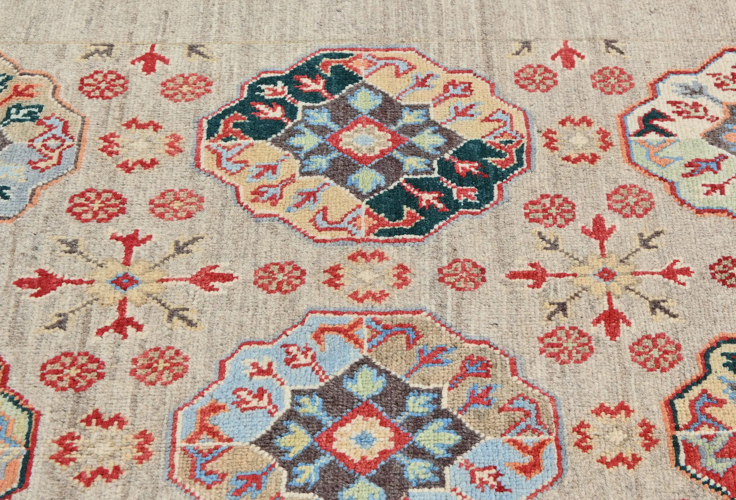 Handmade Kazak Oushak Rug 4X6 Ft Floral Modern