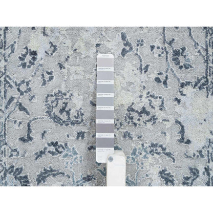 2'9"X7'8" Gray Silk/Wool Hand Knotted Broken Kishoon Design Runner Rug