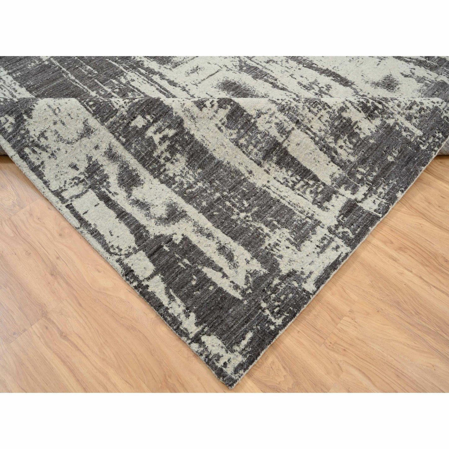 9'X12' Black Hand Loomed Modern Design Wool And Plant Based Silk Rug