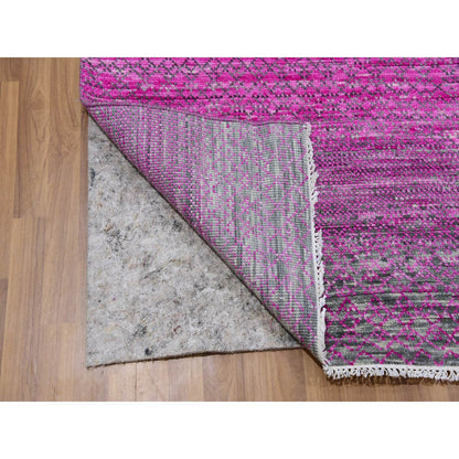 7'10"X10'1" Taffy Pink Dyed Wool Chiaroscuro Collection Hand Knotted Rug