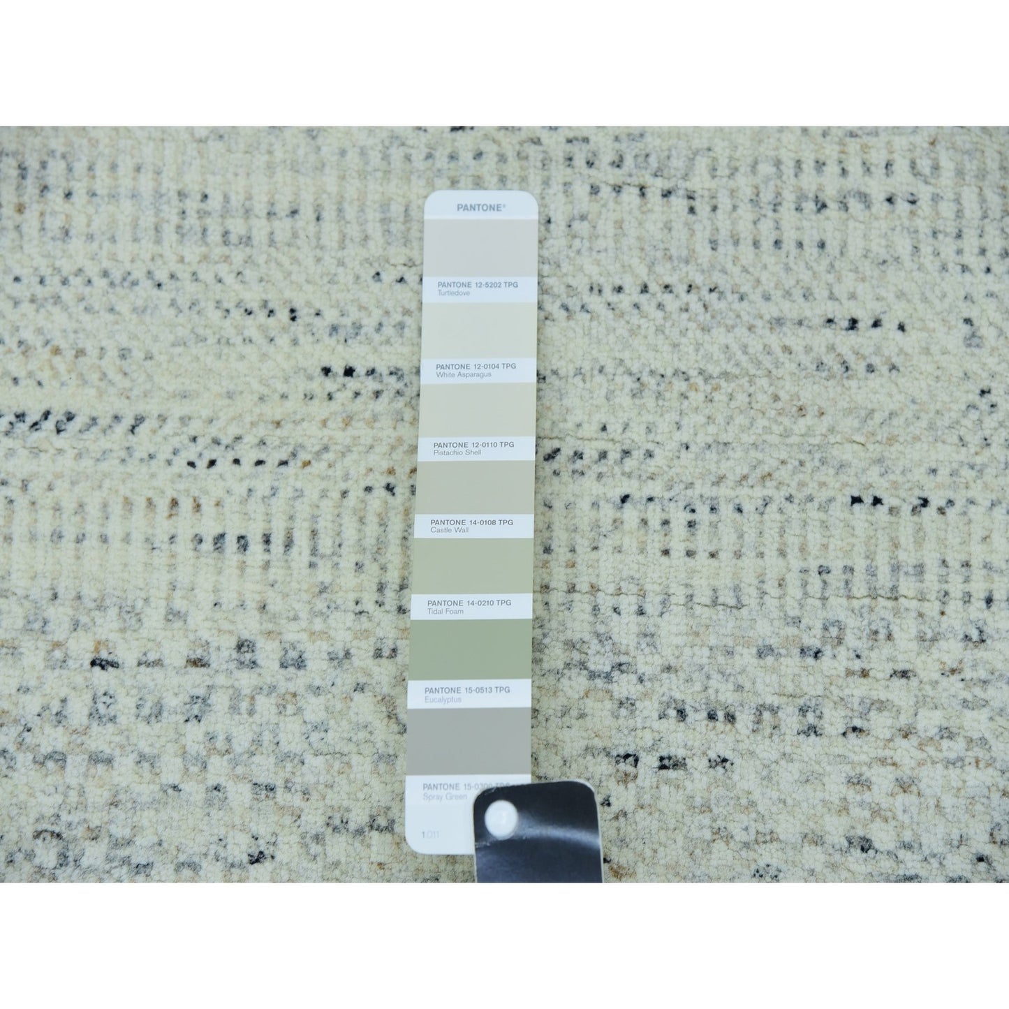 8'X8' Earl Gray Hand Knotted 100% Undyed Wool Grass Design Round Rug