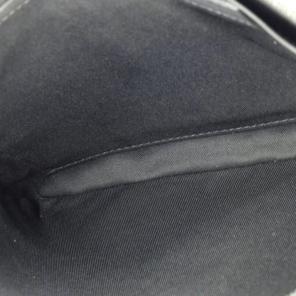 GM Louis Vuitton Discovery Pochette Monogram Shadow Leather