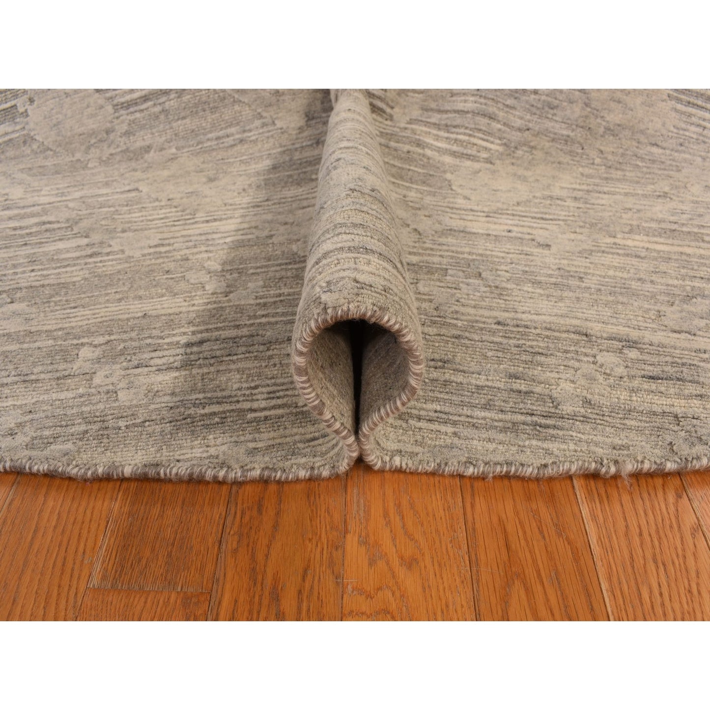 8'1"X8'1" Gray Undyed Natural Wool Modern Hand Knotted Round Rug