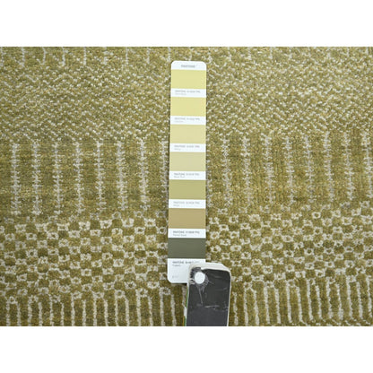 6'X8'9" Shades Of Brown Modern Grass Design Hand Knotted Wool & Silk Rug