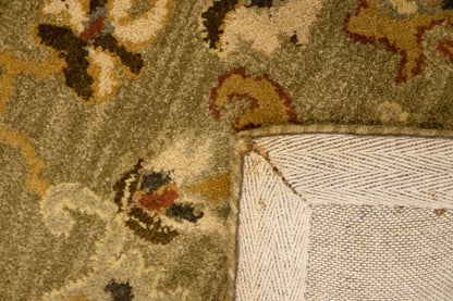 Traditional Hand-Tufted Oriental Rug Floral