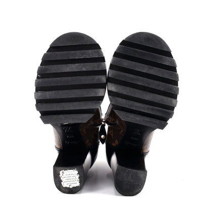 Louis Vuitton Women'S Star Trail Ankle Boots Monogram Canvas With Patent