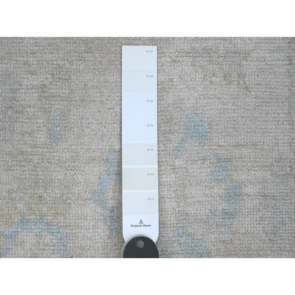 2'7"X9'10" White Angora Oushak Leaf Design Hand Knotted Wool Runner Rug